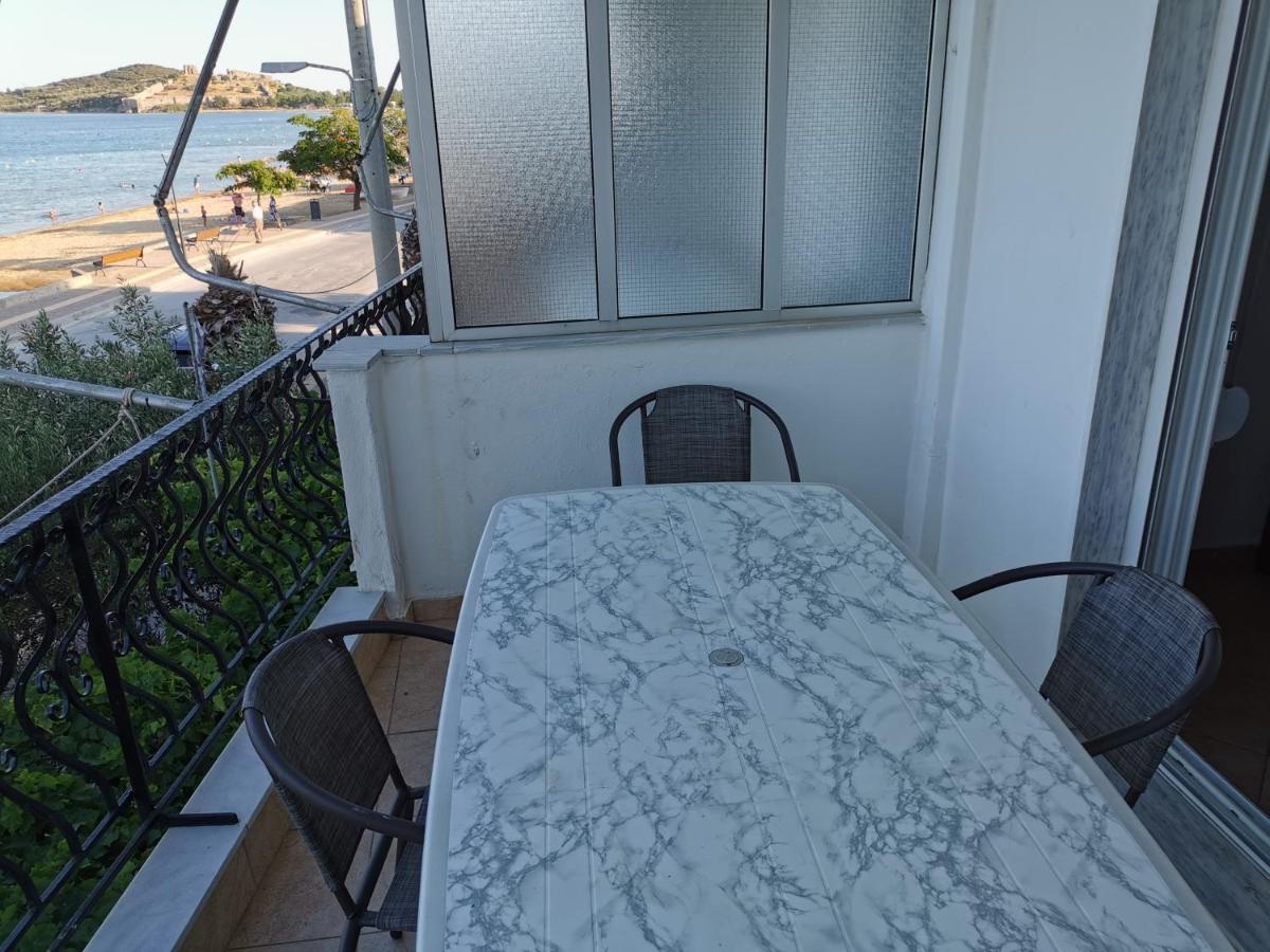 Villa Tasos Néa Péramos Exteriör bild