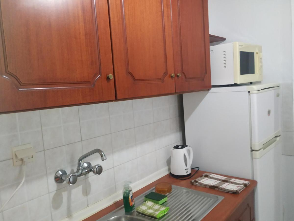 Villa Tasos Néa Péramos Exteriör bild