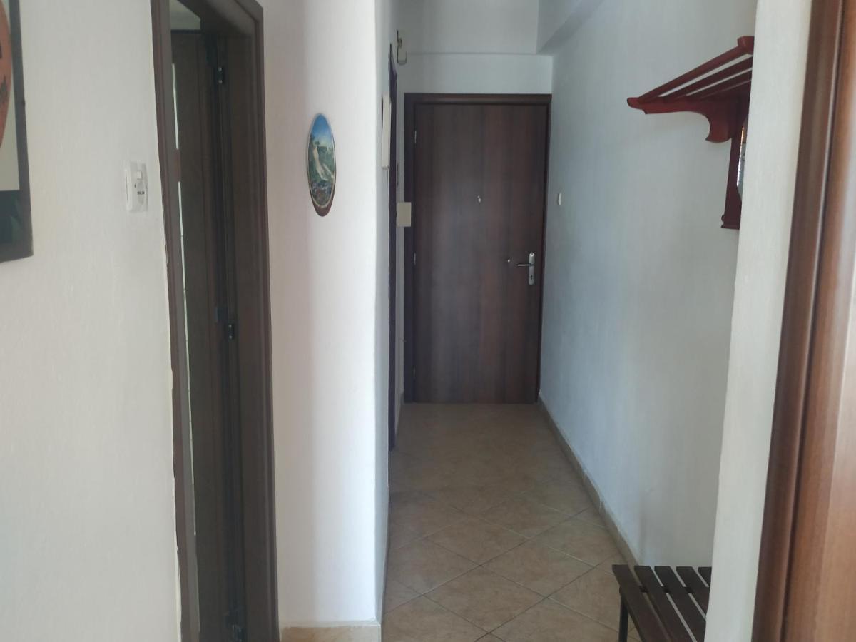 Villa Tasos Néa Péramos Exteriör bild