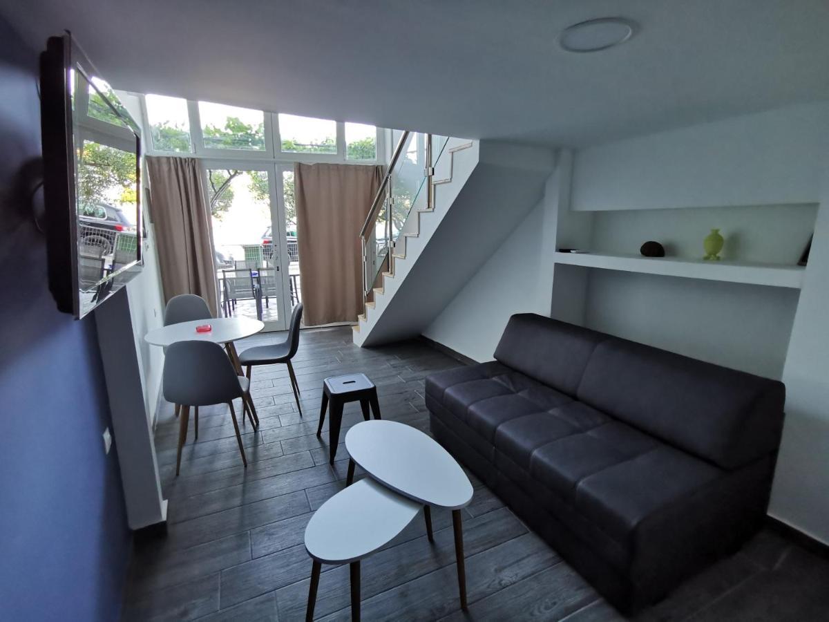 Villa Tasos Néa Péramos Exteriör bild